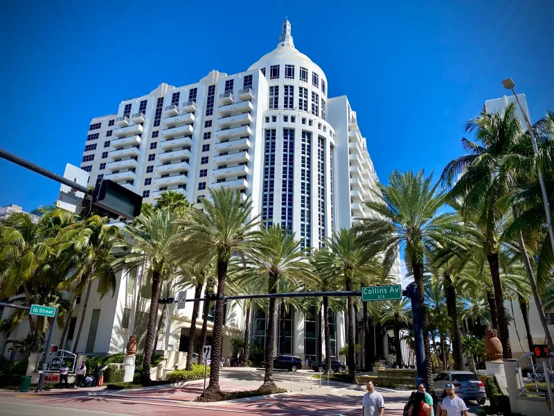 Loews Miami Beach Hotel tower above Collins Avenue, South Beach